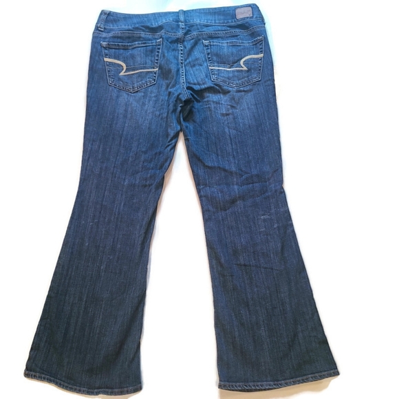 *SOLD* American Eagle Womens 12 Short Artist Stretch Bootcut Blue Jeans Denim - Picture 2 of 10